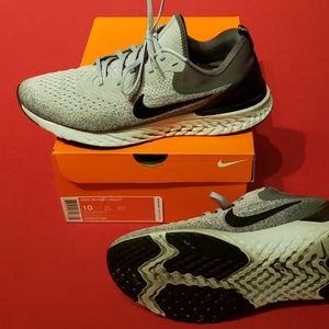 Mens Size 10 Nike Odyssey React Running Shoes